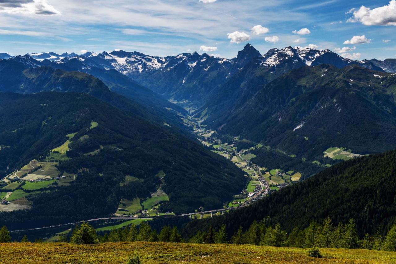 Pension Alpenhof B&B Gossensass Exteriör bild